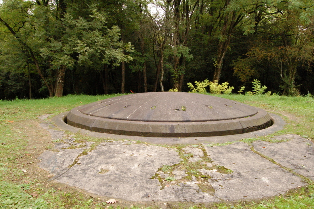 Výsuvná otočná kopule Buissiére model 1888 - Fort Souville