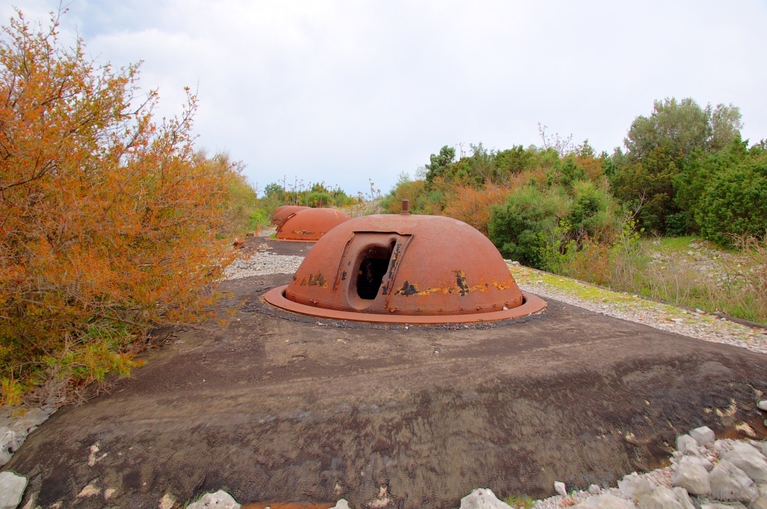 Kopule Panzerlafette für 10cm Panzerhaubitze M.99 - Fort Traste, Kotor